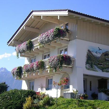 Ferienwohnung Zwoelferblick Bramberg am Wildkogel Szoba fotó