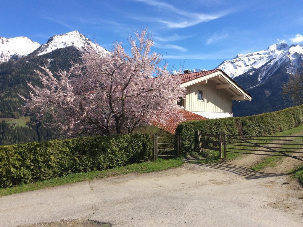 Ferienwohnung Zwoelferblick Bramberg am Wildkogel Szoba fotó