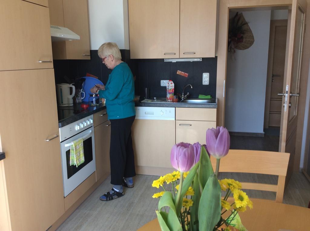Ferienwohnung Zwoelferblick Bramberg am Wildkogel Szoba fotó